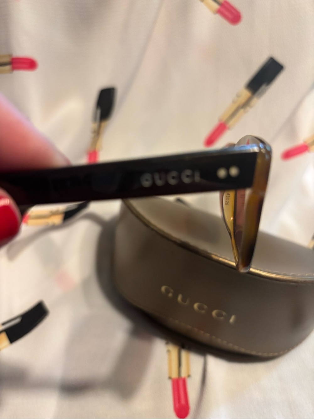 Gucci Women's Tortoiseshell Sunglasses with Brown Lenses NWOT - Picture 4 of 8